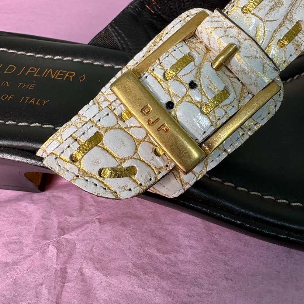 Donald J. Pliner Women's Gold and Cream Sandals - Picture 3 of 7
